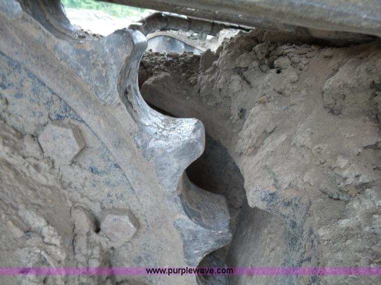 image for item K7144 2005 Caterpillar 330C L excavator