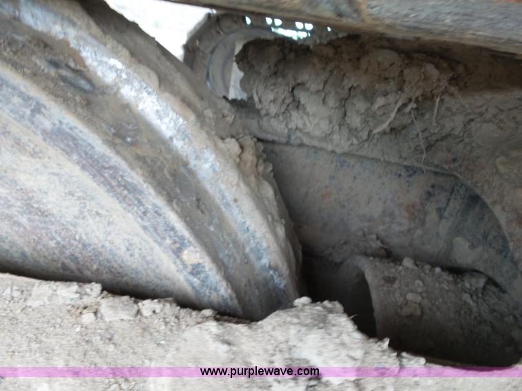 image for item K7144 2005 Caterpillar 330C L excavator