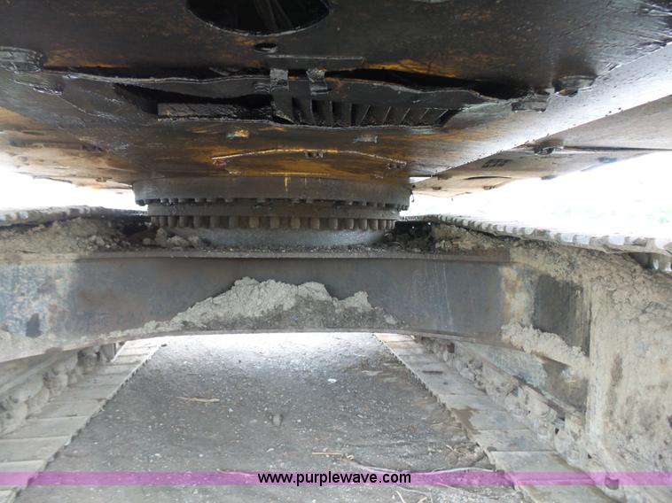 image for item K7144 2005 Caterpillar 330C L excavator