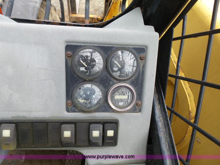 image for item K7145 1999 Caterpillar TH63 telehandler