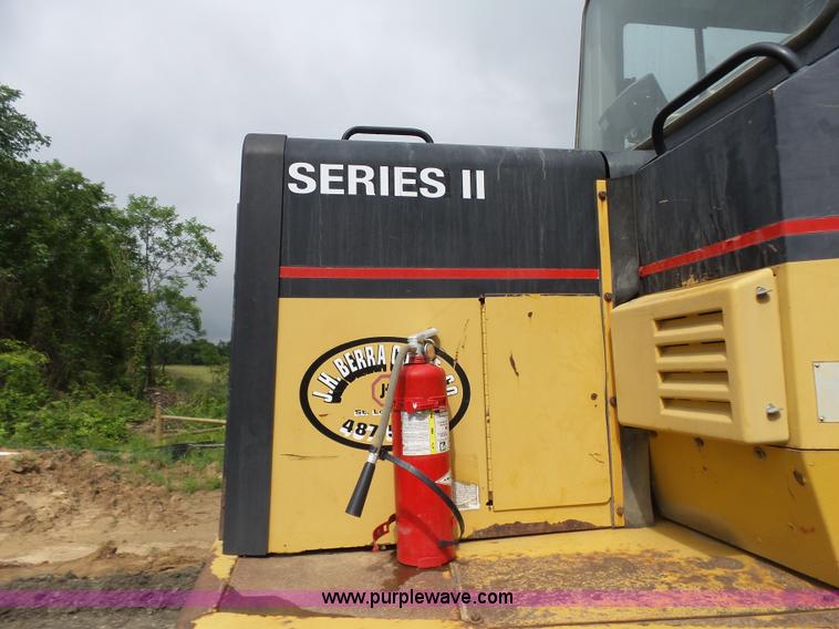 image for item K7146 1999 Caterpillar D400E Series II haul truck