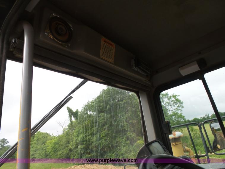 image for item K7146 1999 Caterpillar D400E Series II haul truck