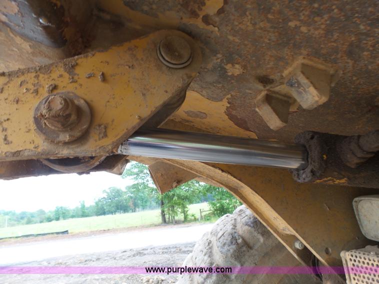 image for item K7146 1999 Caterpillar D400E Series II haul truck