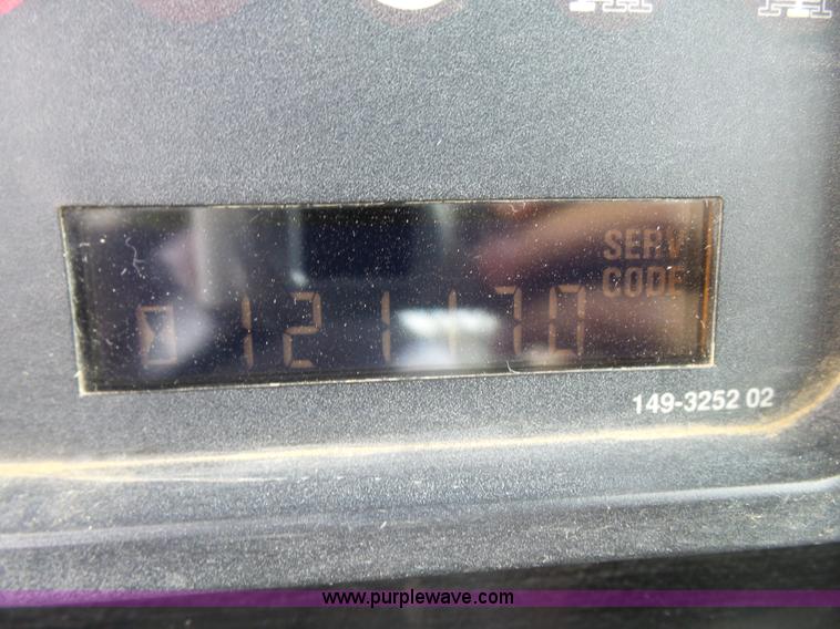 image for item K7146 1999 Caterpillar D400E Series II haul truck