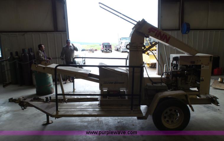 image for item K7148 Finn straw blower