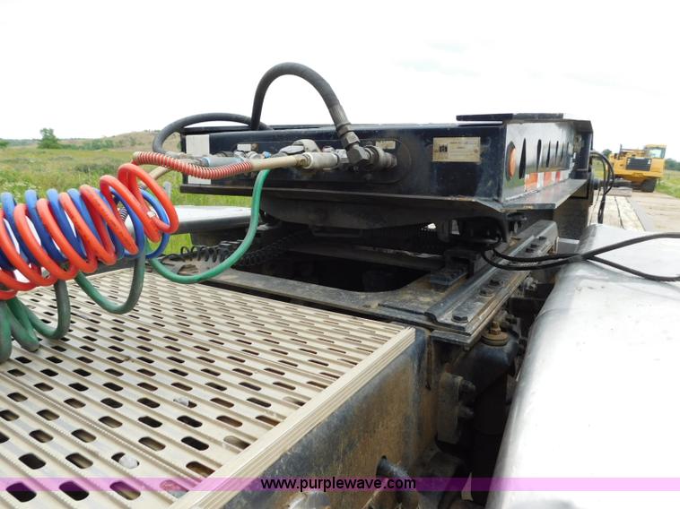 image for item K7149 2002 Trail King TK110HDG-523 lowboy equipment trailer