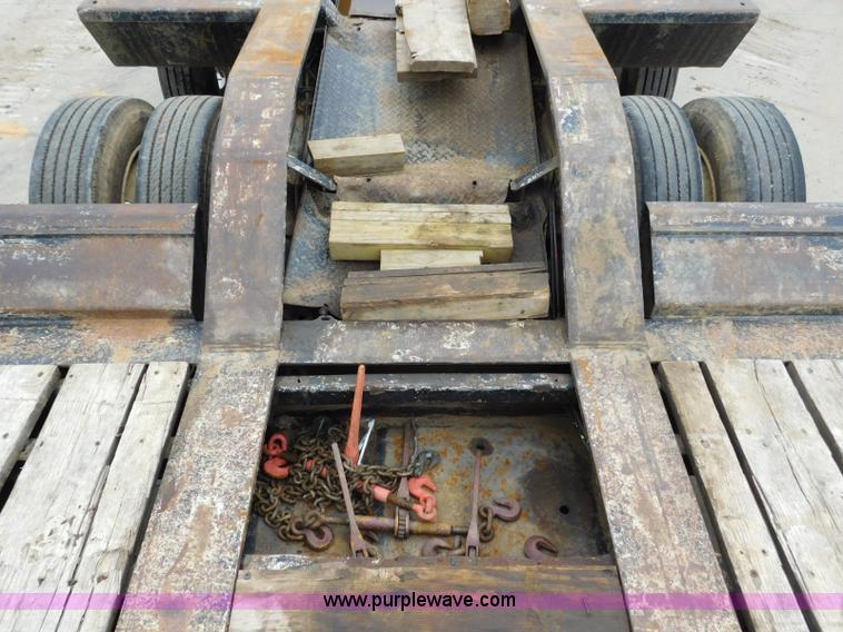 image for item K7149 2002 Trail King TK110HDG-523 lowboy equipment trailer