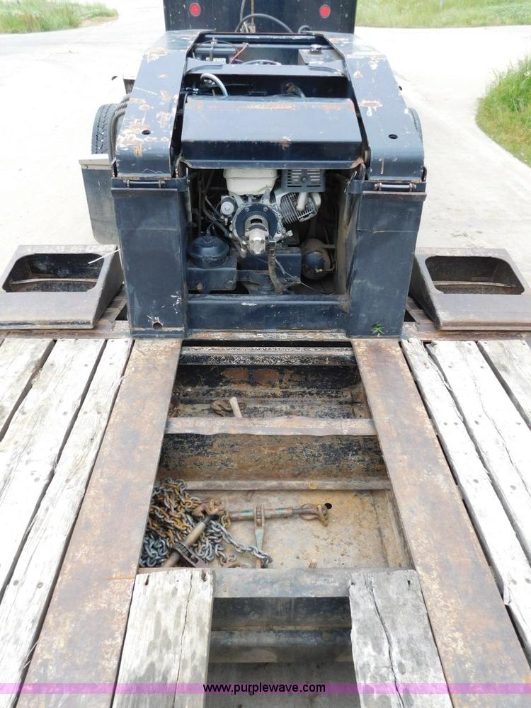 image for item K7149 2002 Trail King TK110HDG-523 lowboy equipment trailer