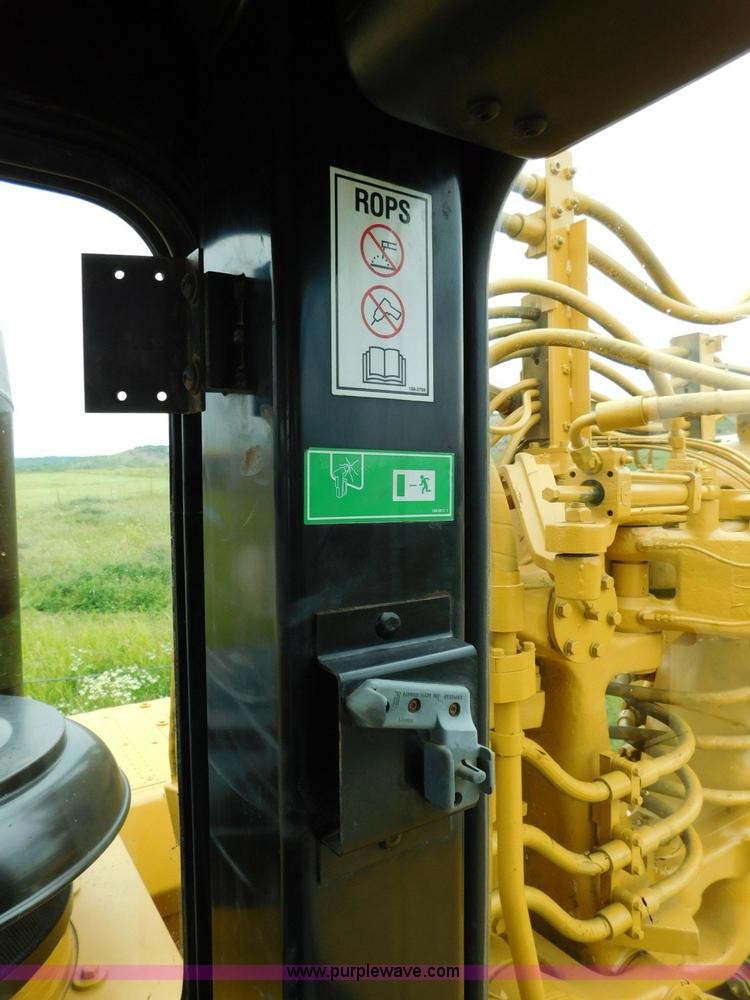 image for item K7150 2001 Caterpillar 621G conventional scraper