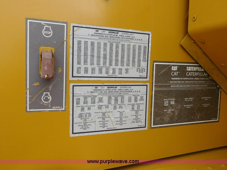 image for item K7150 2001 Caterpillar 621G conventional scraper