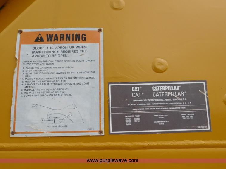 image for item K7150 2001 Caterpillar 621G conventional scraper