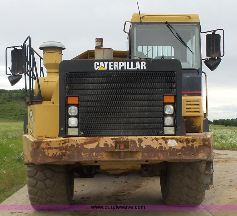 image for item K7153 1999 Caterpillar D400E Series II articulated haul truck