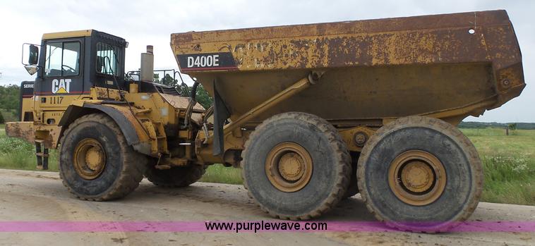 image for item K7153 1999 Caterpillar D400E Series II articulated haul truck