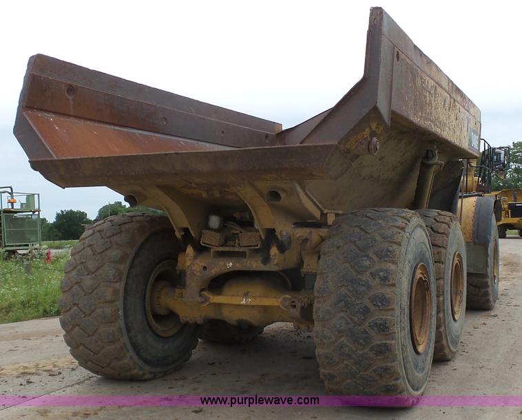 image for item K7153 1999 Caterpillar D400E Series II articulated haul truck