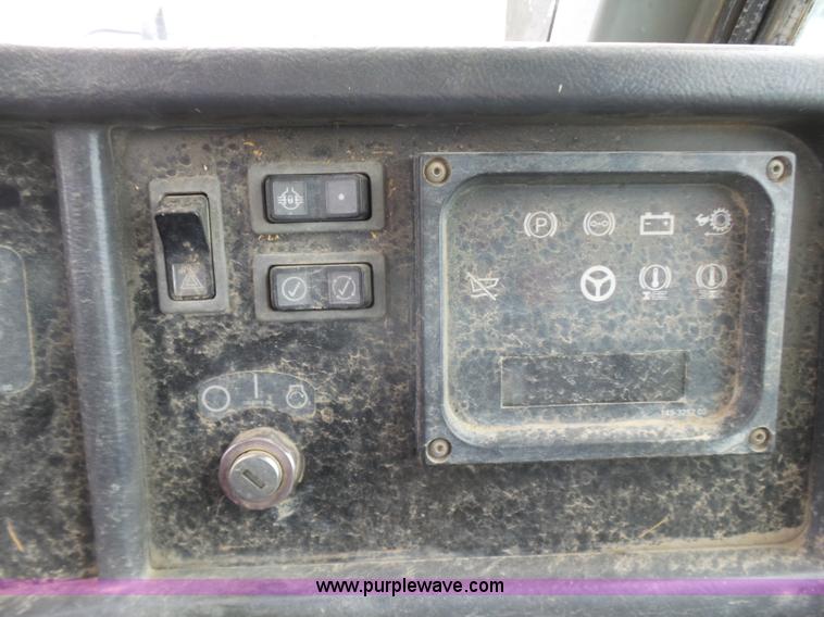 image for item K7153 1999 Caterpillar D400E Series II articulated haul truck