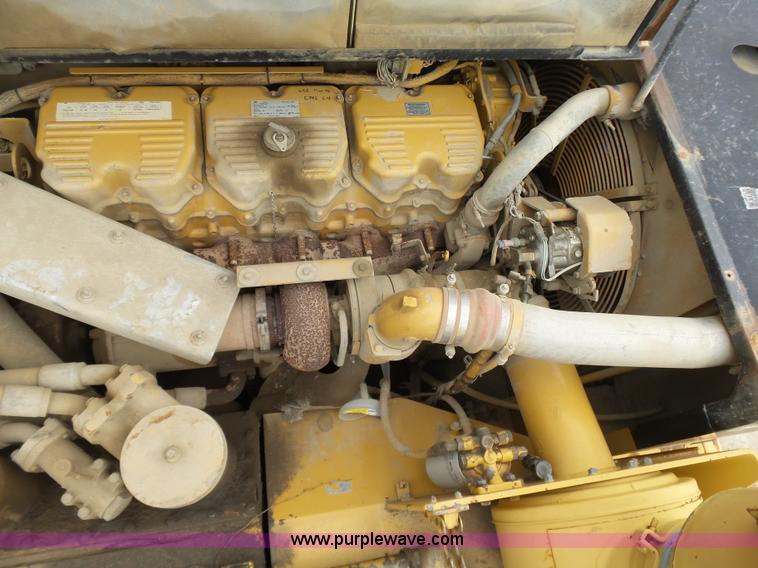 image for item K7153 1999 Caterpillar D400E Series II articulated haul truck