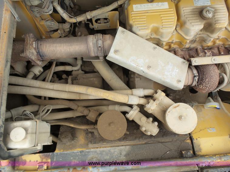 image for item K7153 1999 Caterpillar D400E Series II articulated haul truck