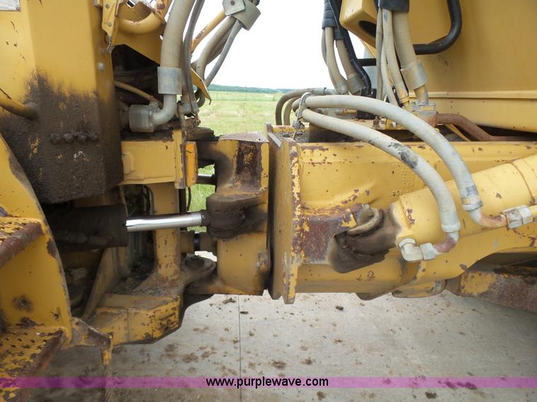 image for item K7153 1999 Caterpillar D400E Series II articulated haul truck