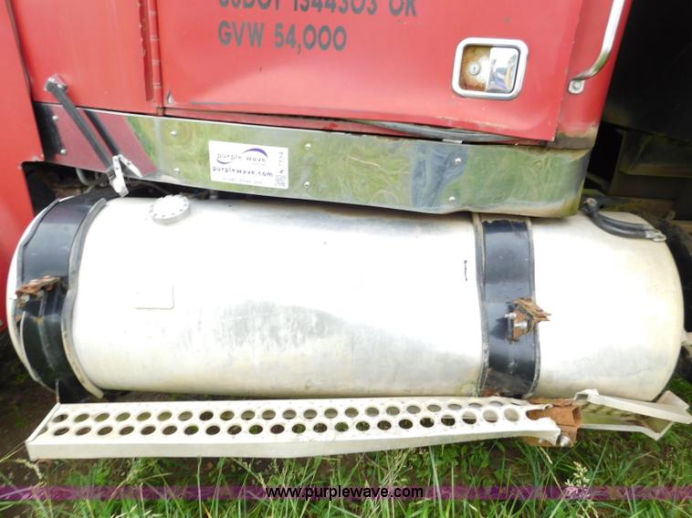 image for item K7154 1994 Western Star 4900 dump truck