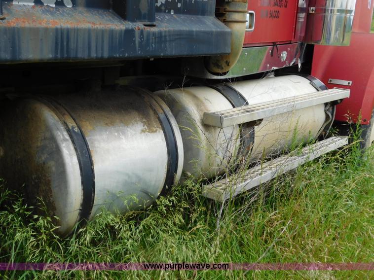 image for item K7154 1994 Western Star 4900 dump truck