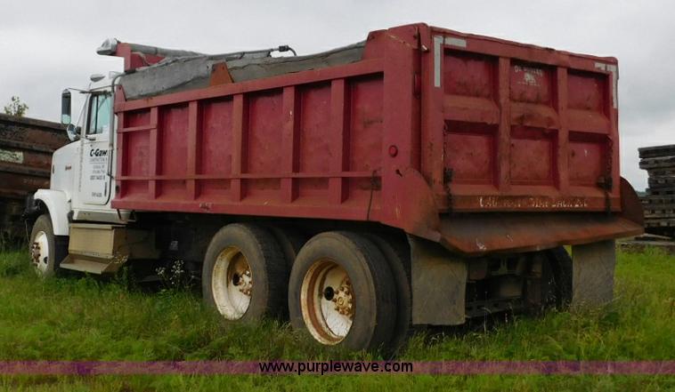image for item K7155 1989 International F9370 dump truck