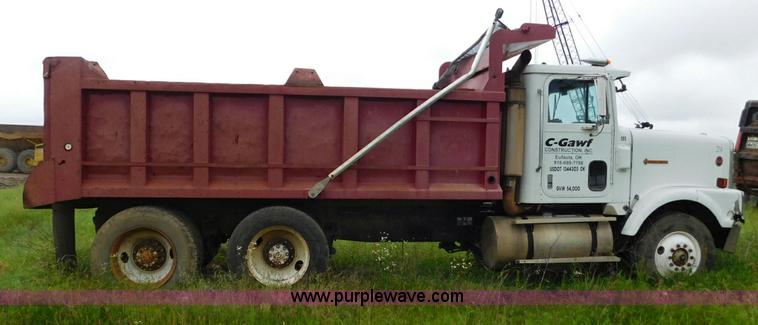 image for item K7155 1989 International F9370 dump truck