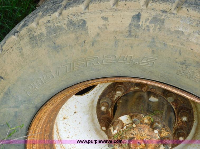 image for item K7155 1989 International F9370 dump truck