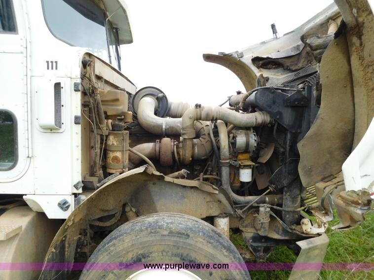 image for item K7155 1989 International F9370 dump truck