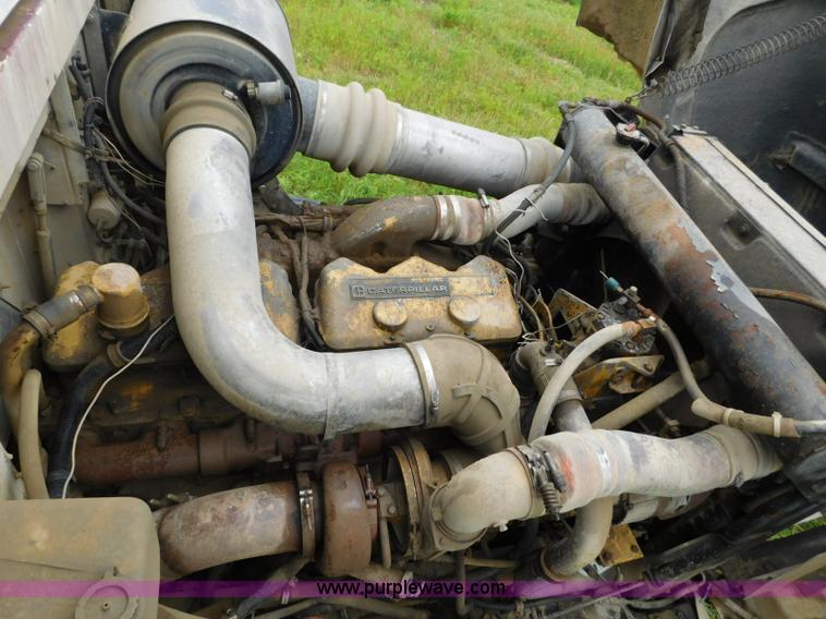 image for item K7155 1989 International F9370 dump truck