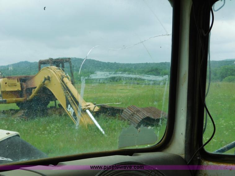 image for item K7156 1978 Ford 9000 dump truck