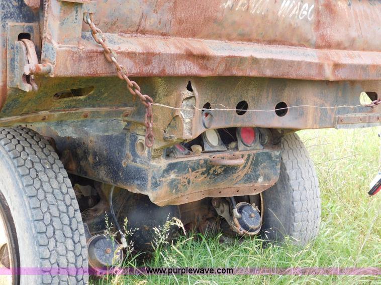 image for item K7156 1978 Ford 9000 dump truck