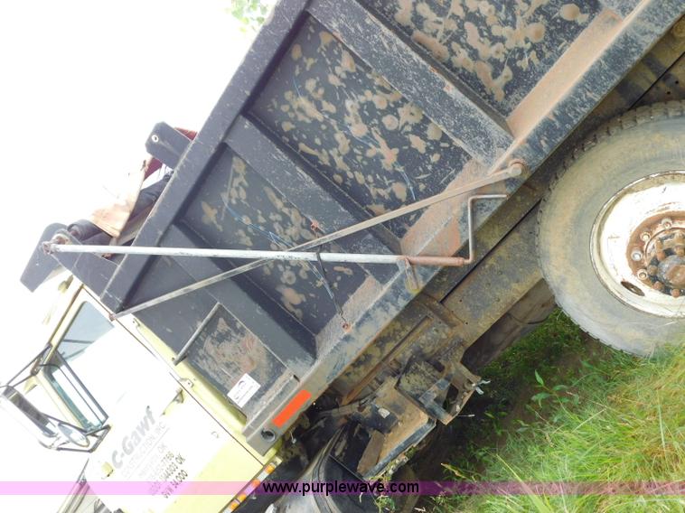 image for item K7156 1978 Ford 9000 dump truck