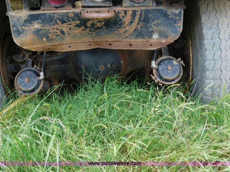 image for item K7156 1978 Ford 9000 dump truck