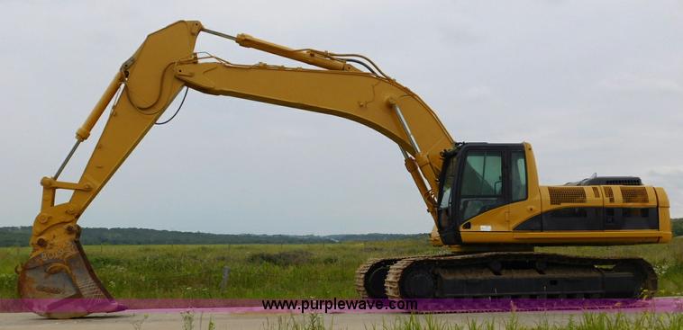image for item K7157 2002 Caterpillar 330C L excavator