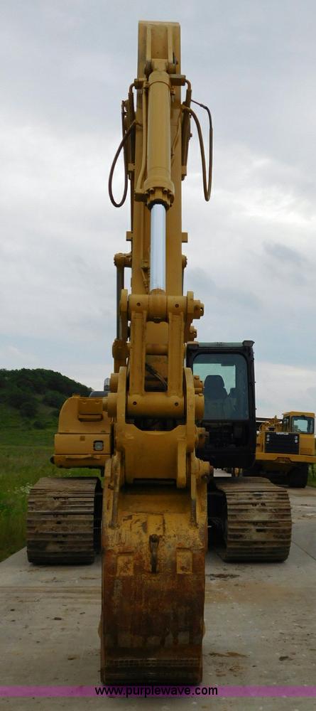 image for item K7157 2002 Caterpillar 330C L excavator