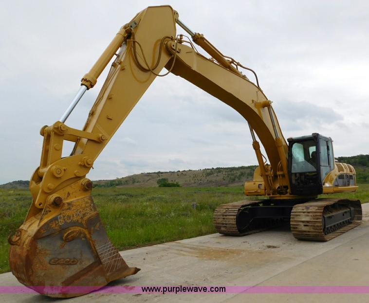 image for item K7157 2002 Caterpillar 330C L excavator