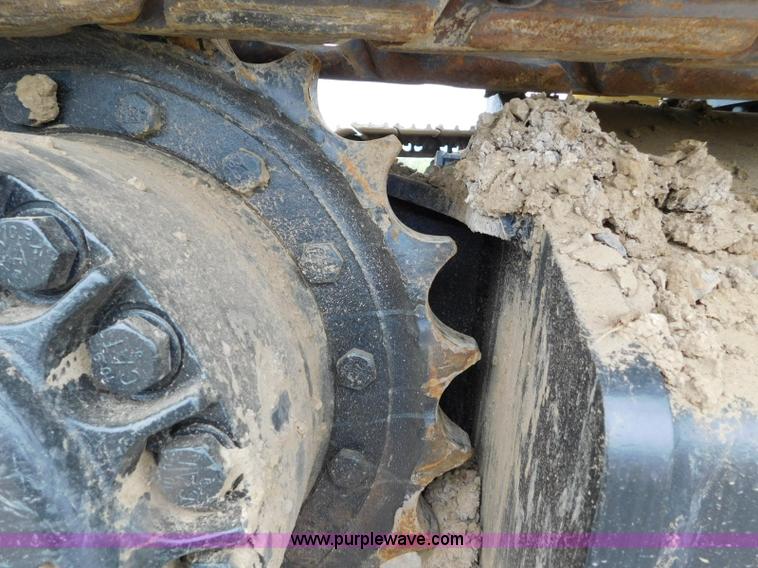 image for item K7157 2002 Caterpillar 330C L excavator