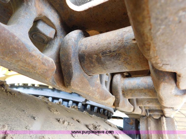 image for item K7157 2002 Caterpillar 330C L excavator