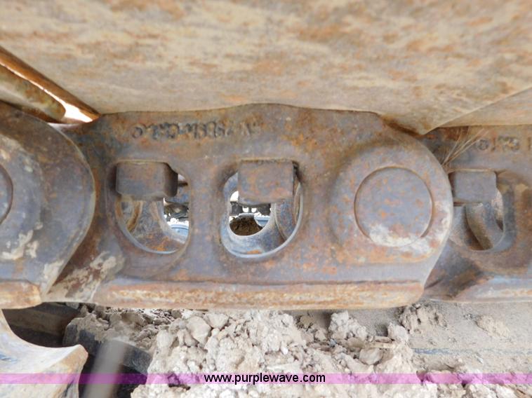 image for item K7157 2002 Caterpillar 330C L excavator
