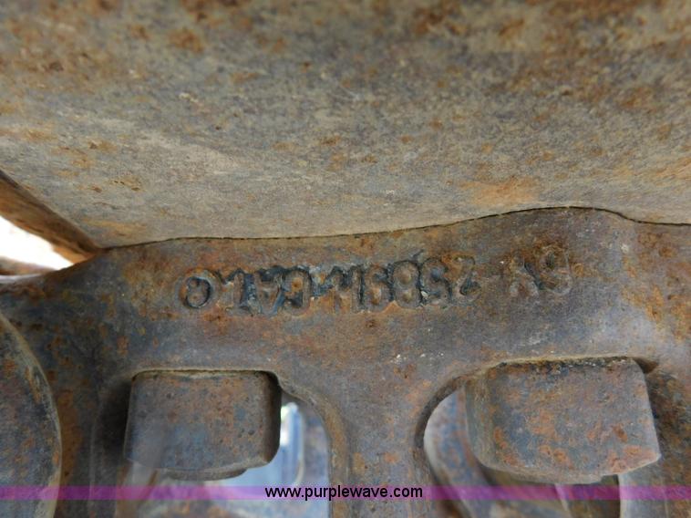 image for item K7157 2002 Caterpillar 330C L excavator