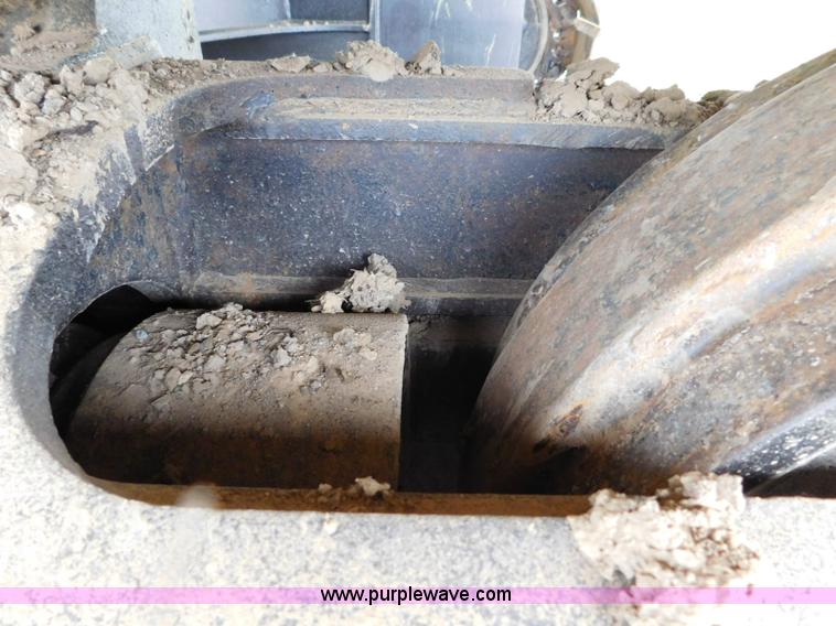 image for item K7157 2002 Caterpillar 330C L excavator