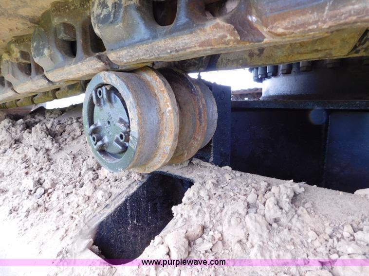 image for item K7157 2002 Caterpillar 330C L excavator