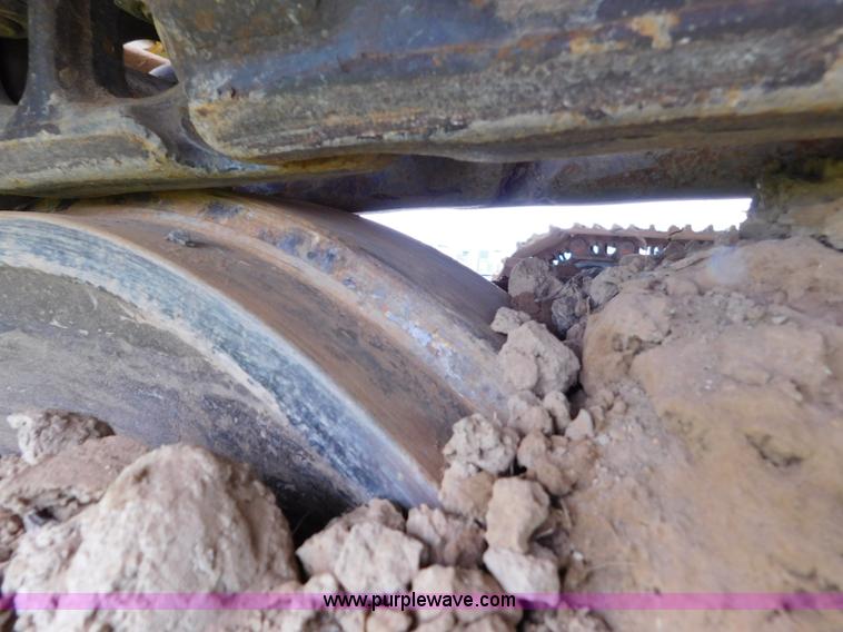 image for item K7157 2002 Caterpillar 330C L excavator