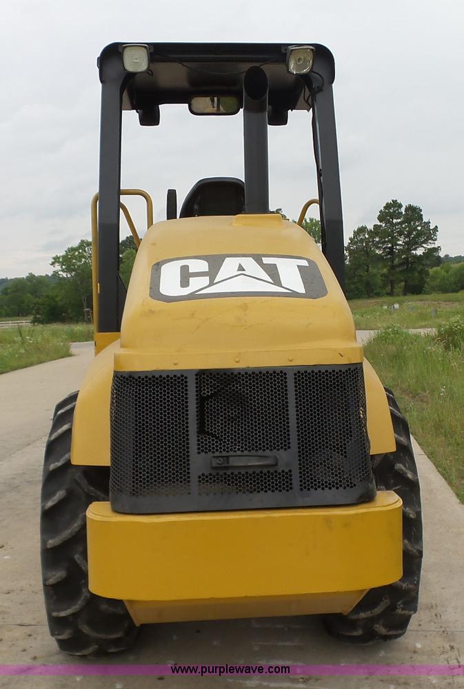 image for item K7161 2003 Caterpillar CP-433E vibratory padfoot roller