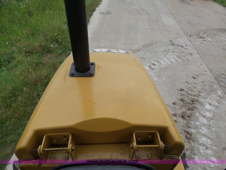 image for item K7161 2003 Caterpillar CP-433E vibratory padfoot roller