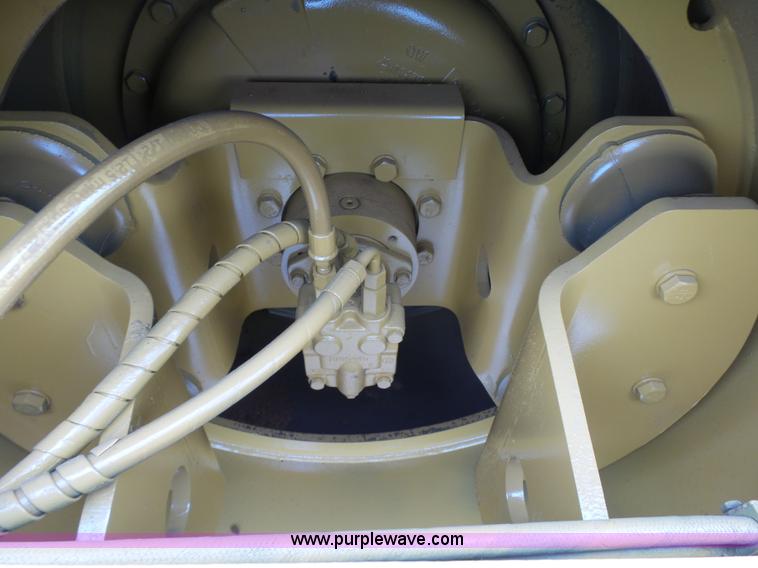 image for item K7161 2003 Caterpillar CP-433E vibratory padfoot roller