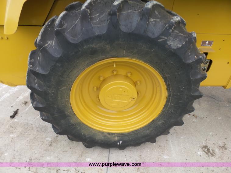 image for item K7161 2003 Caterpillar CP-433E vibratory padfoot roller