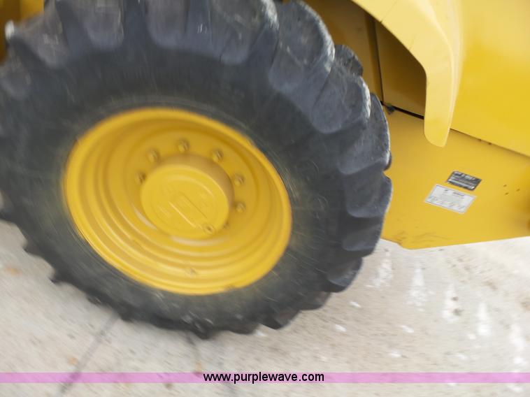 image for item K7161 2003 Caterpillar CP-433E vibratory padfoot roller