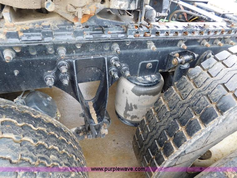 image for item K7162 2007 International TranStar 8600 semi truck