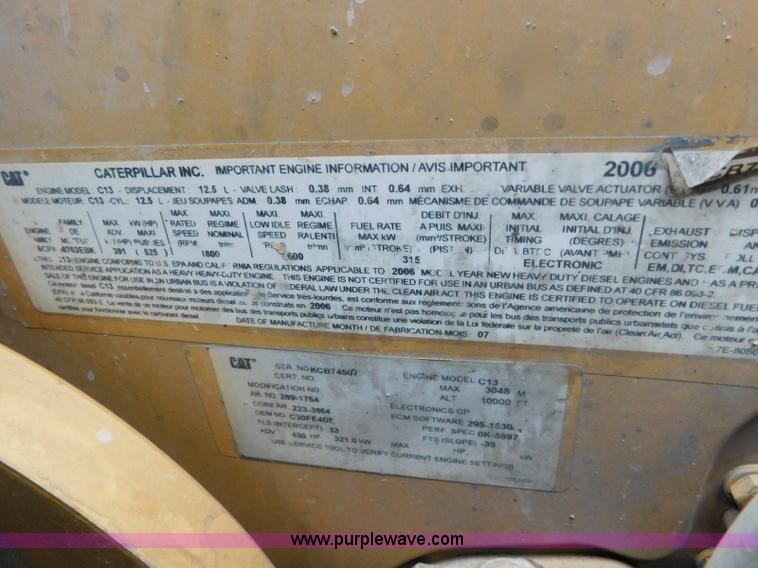 image for item K7162 2007 International TranStar 8600 semi truck